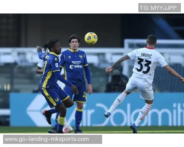 维罗纳与国际米兰激战成平局双方各取一分的精彩对决回顾 维罗纳与国际米兰激战成平局双方各取一分的精彩对决回顾